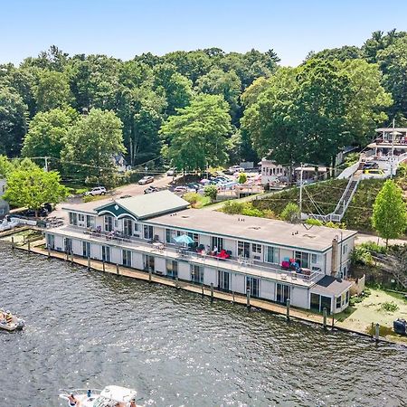 Waterside Suites Saugatuck Oda fotoğraf