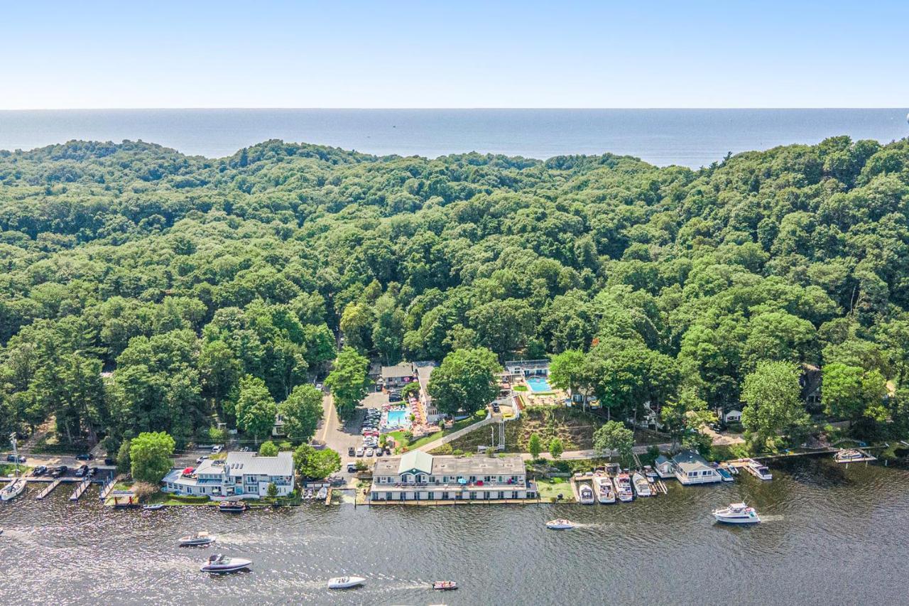 Waterside Suites Saugatuck Dış mekan fotoğraf